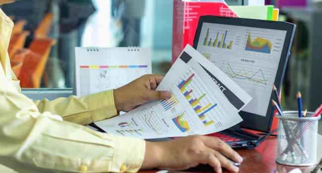 Data collection and analysis in personalised marketing